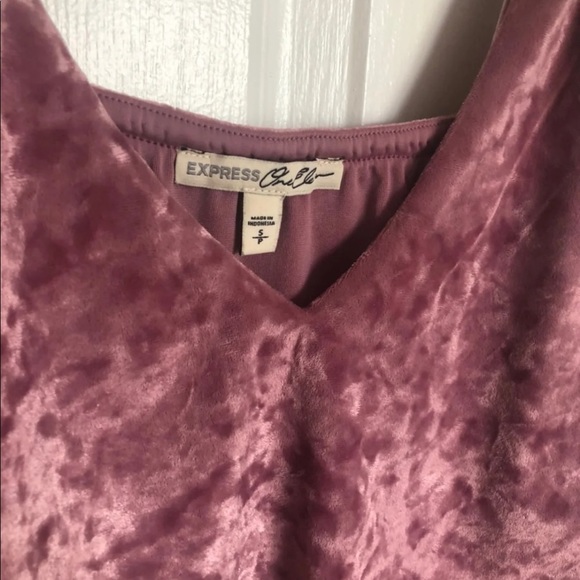 NWOT express pink velvet crop top tank - Picture 4 of 4
